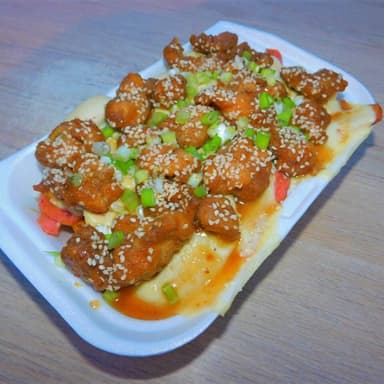 Salchipapa Tasty Pollo a la Naranja 2 Personas