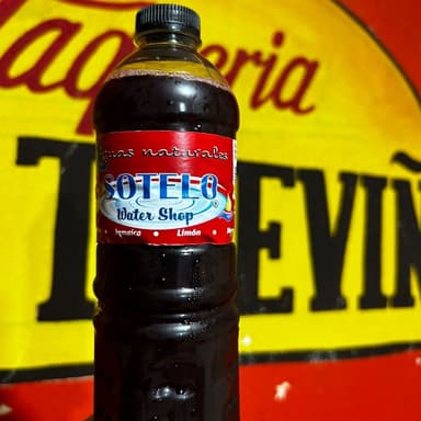Agua Jamaica 1 litro