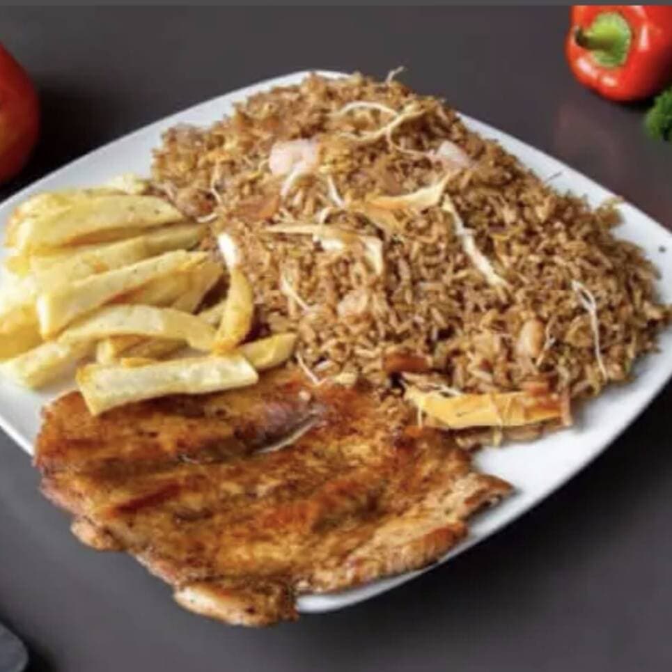 Arroz Chino Personal con Pechuga a la Plancha