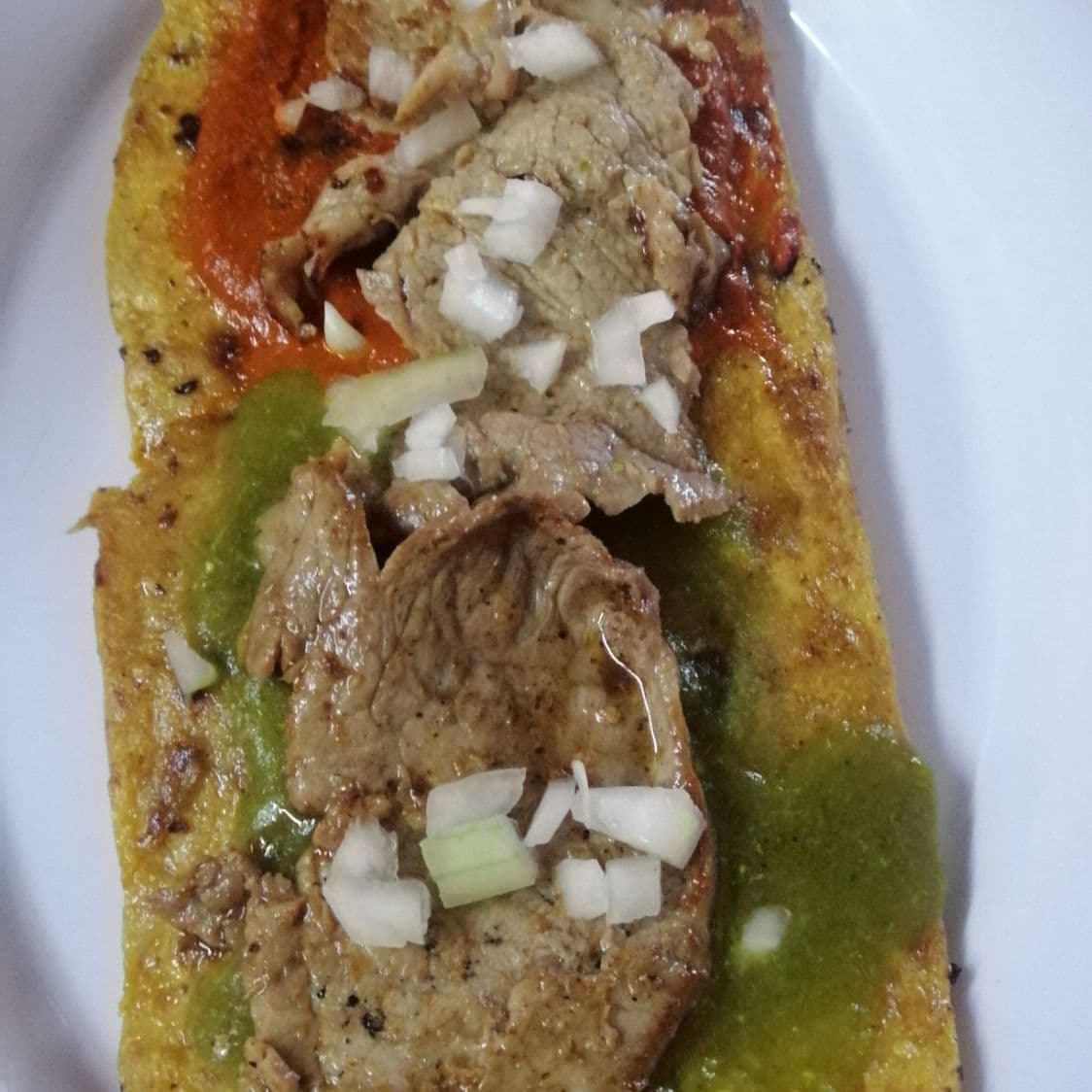 Huarache con Bistec de res