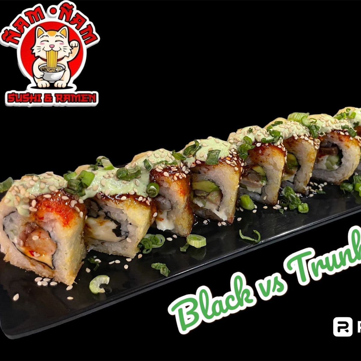 Rollo Empanizado Black vs Trunks Roll