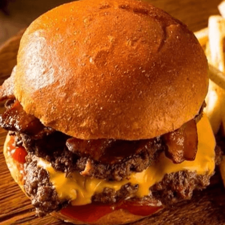 Hamburguesa Media Libra Doble Carne+ Papas+ Bebida