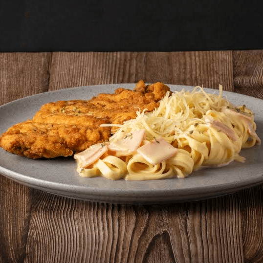 Fetuccini al alfredo con panko