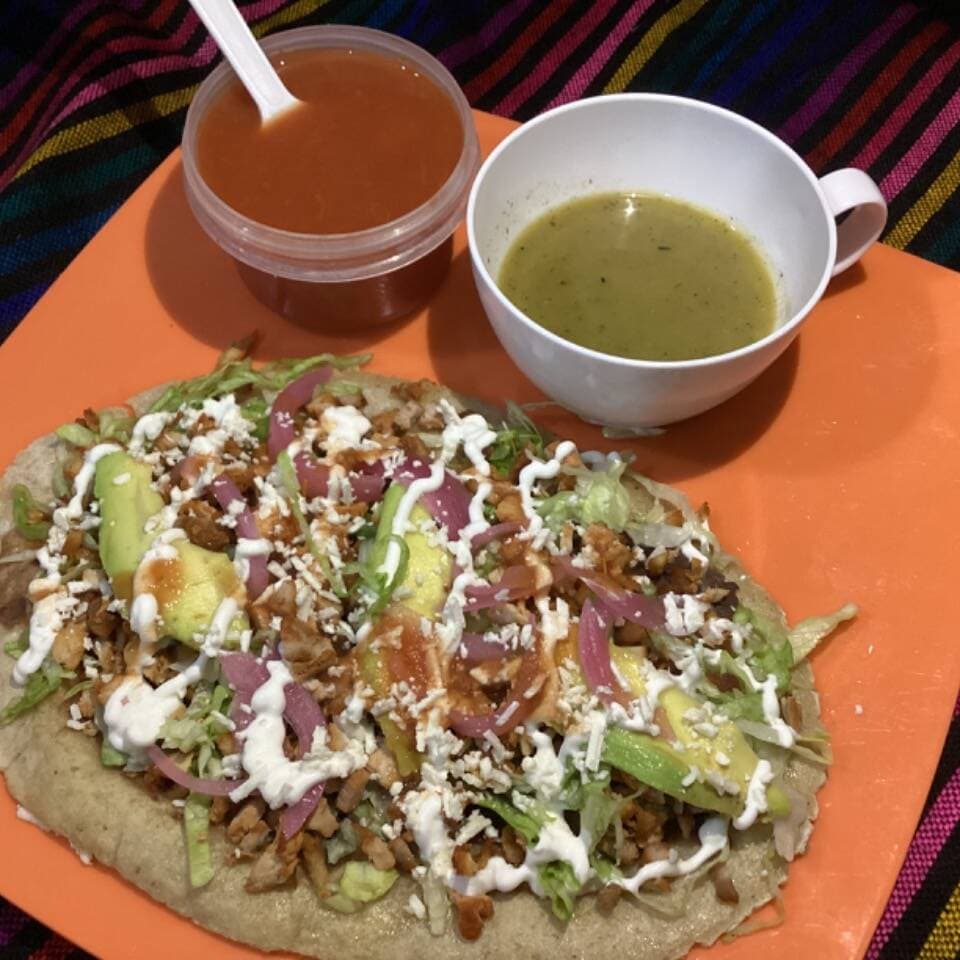 Huarache de chicharrón prensado c/u