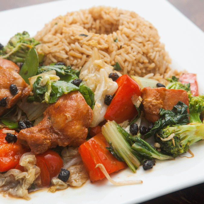 Tausi con Pollo