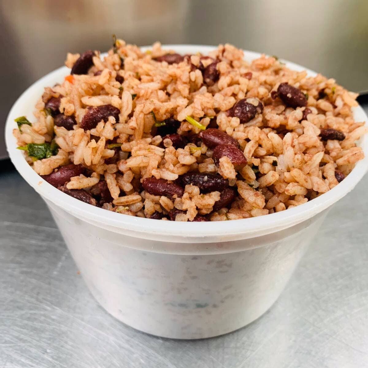 Entero de Gallo Pinto