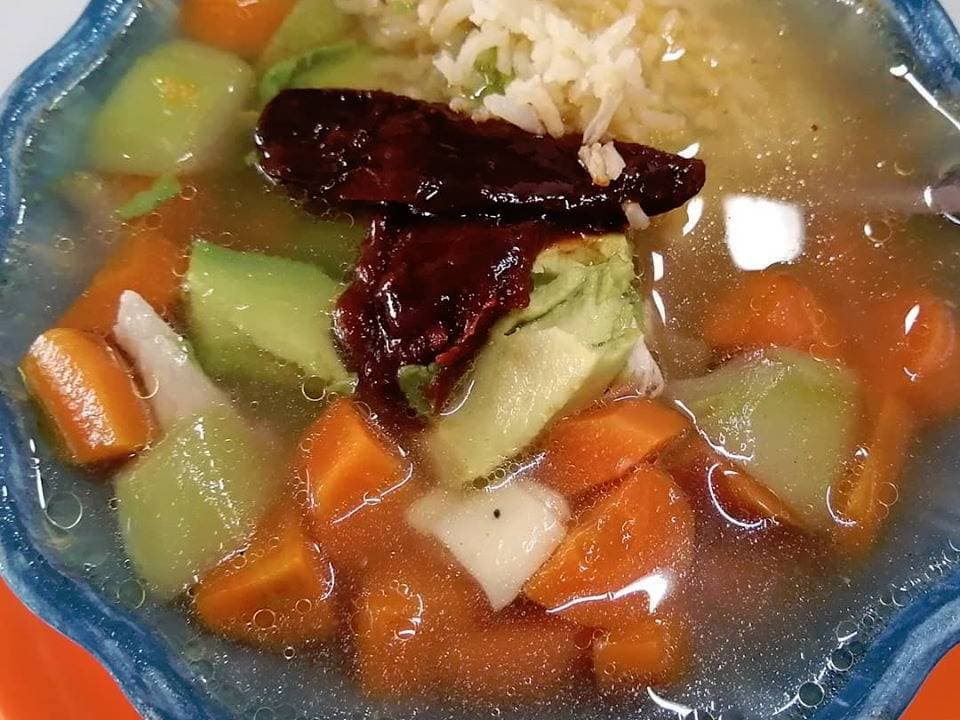 Caldo Tlalpeño 1/2 Litro