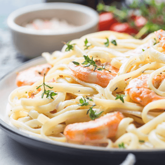 espageti con camarones