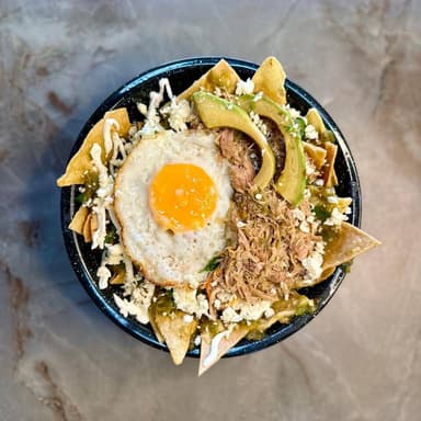 Chilaquiles Verdes Montados