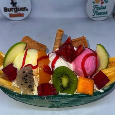 BANANA SPLIT
