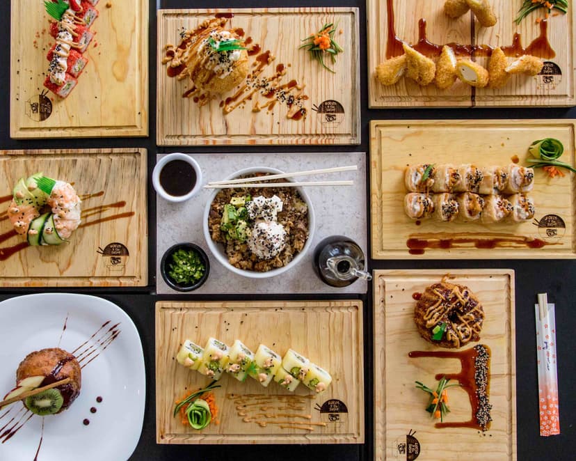 Locos x el Sushi (Mariano Escobedo)