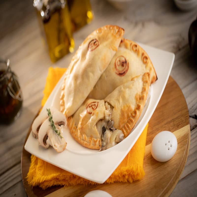 Empanada Champiñones y Cebolla