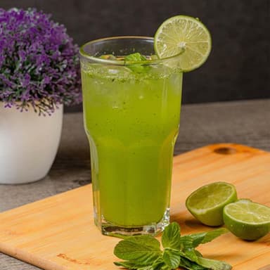 LIMONADA DE HIERBABUENA