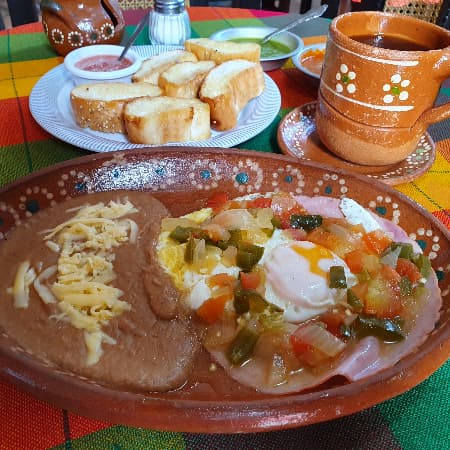 1/2 Orden de Huevos Rancheros