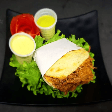 Arepa de Carne Deshebrada