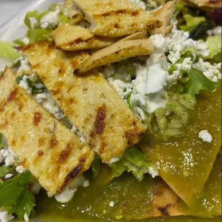 Chilaquiles Verde con Pollo
