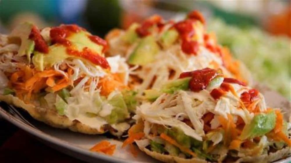 Tostadas de Pollo Orden 3pzs.