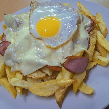 Salchipapa Papi Royal