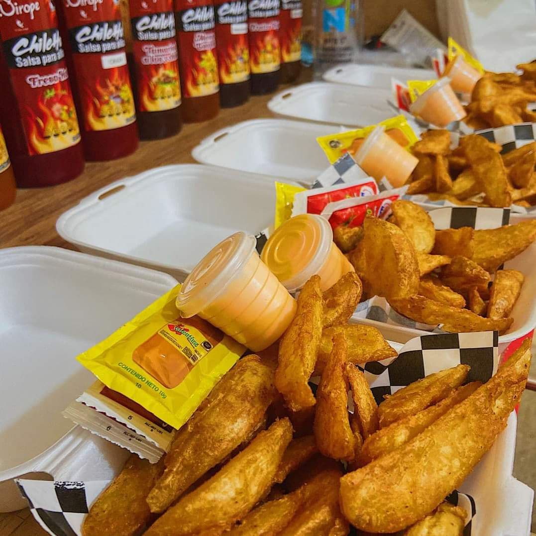 Orden de papas gajo