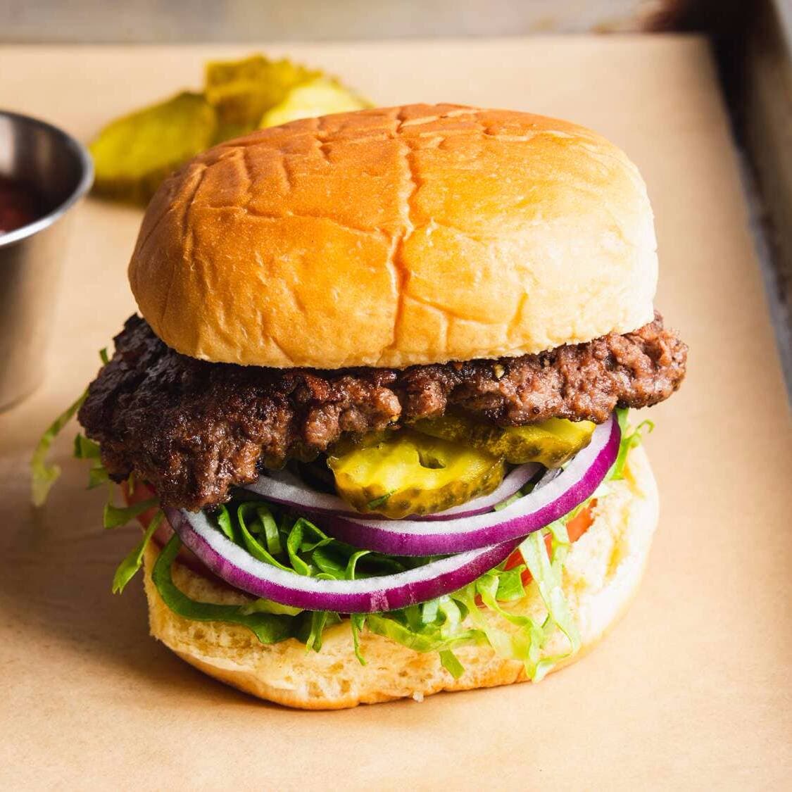 2X1 EN SMASH BURGER CHEDDAR CLASIC ( 2 BURGERS)*