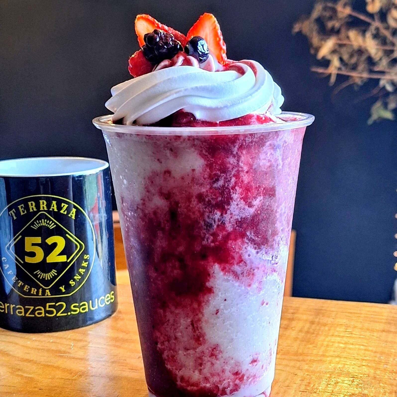 Frappé Frutos Rojos
