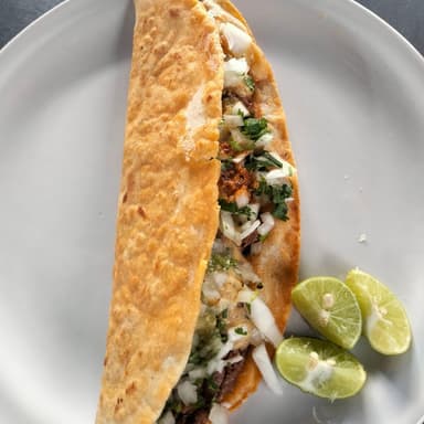 Quesadilla con birria