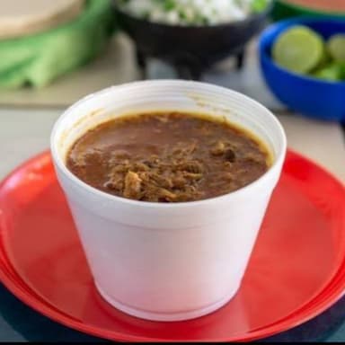 MEDIO LITRO DE BIRRIA DE RES