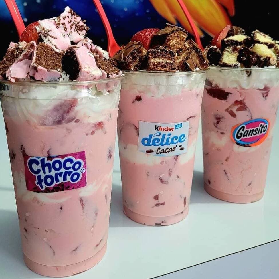 Fresas con crema naturales con complemento