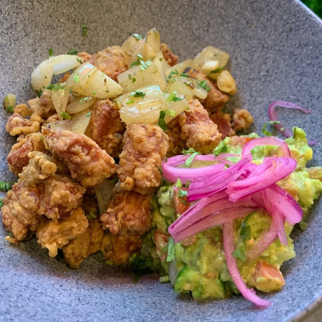 Carnitas de atún