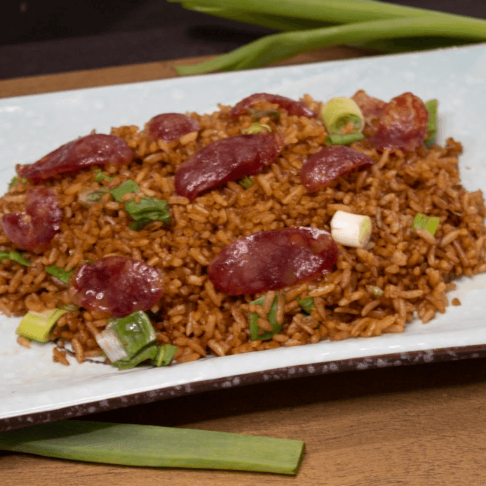 Arroz Frito con Chorizo Chino