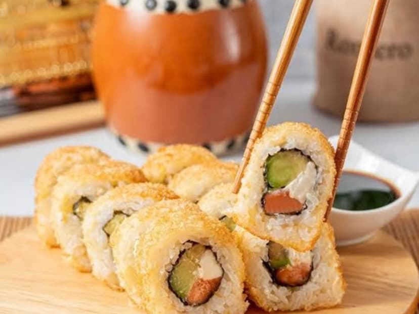 Teriyaki Makis And Wings