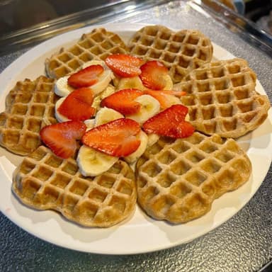 Waffles con Fruta