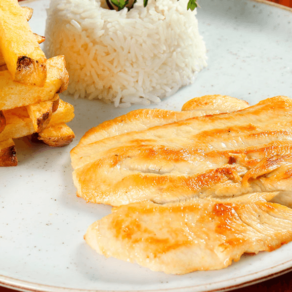 Pechuga A La Plancha Jr. + Bebida Del Día