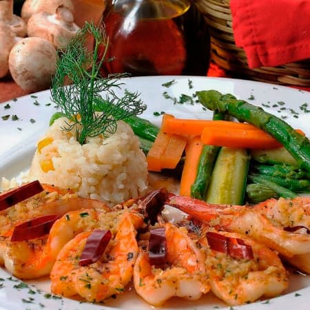 Camarones al Ajillo