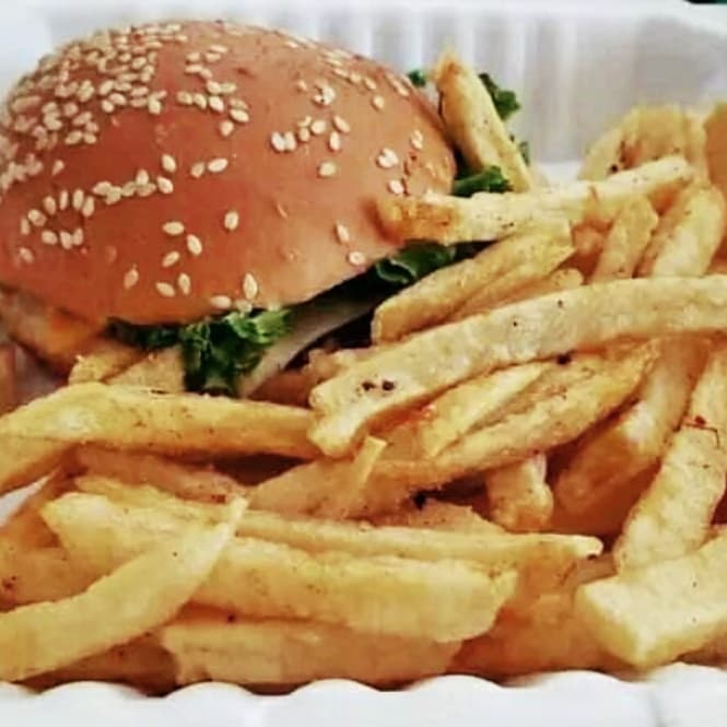Hamburguesa con Papas.