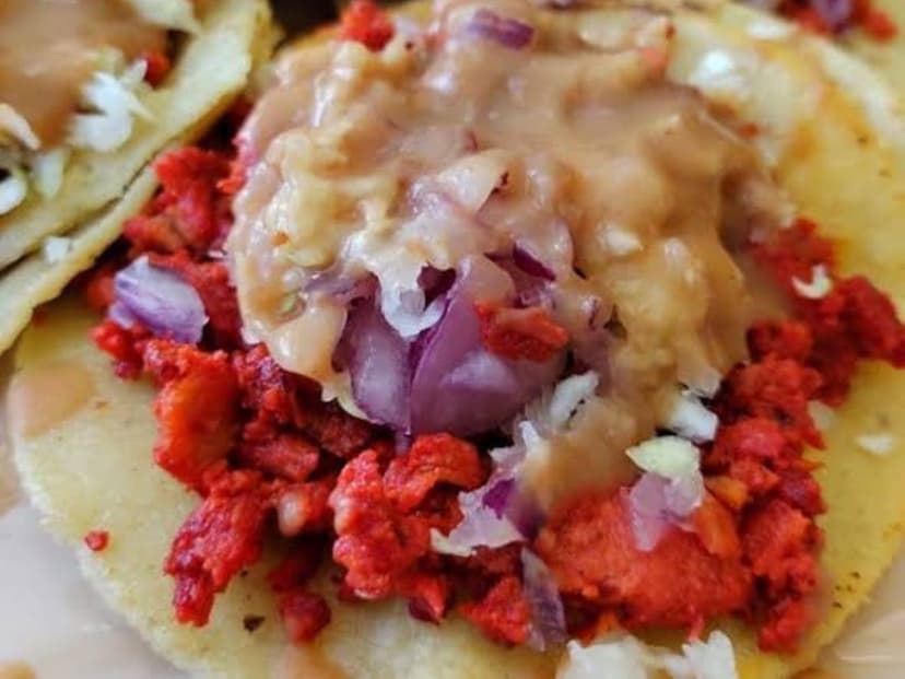 La Doce Tacos de Adobada