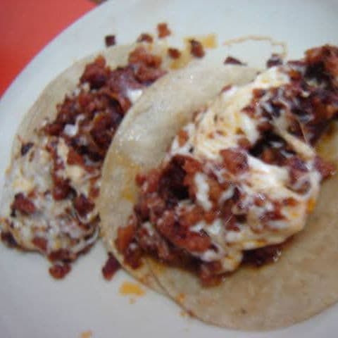 Orden de Tacos con Queso de Chorizo 4 pzas