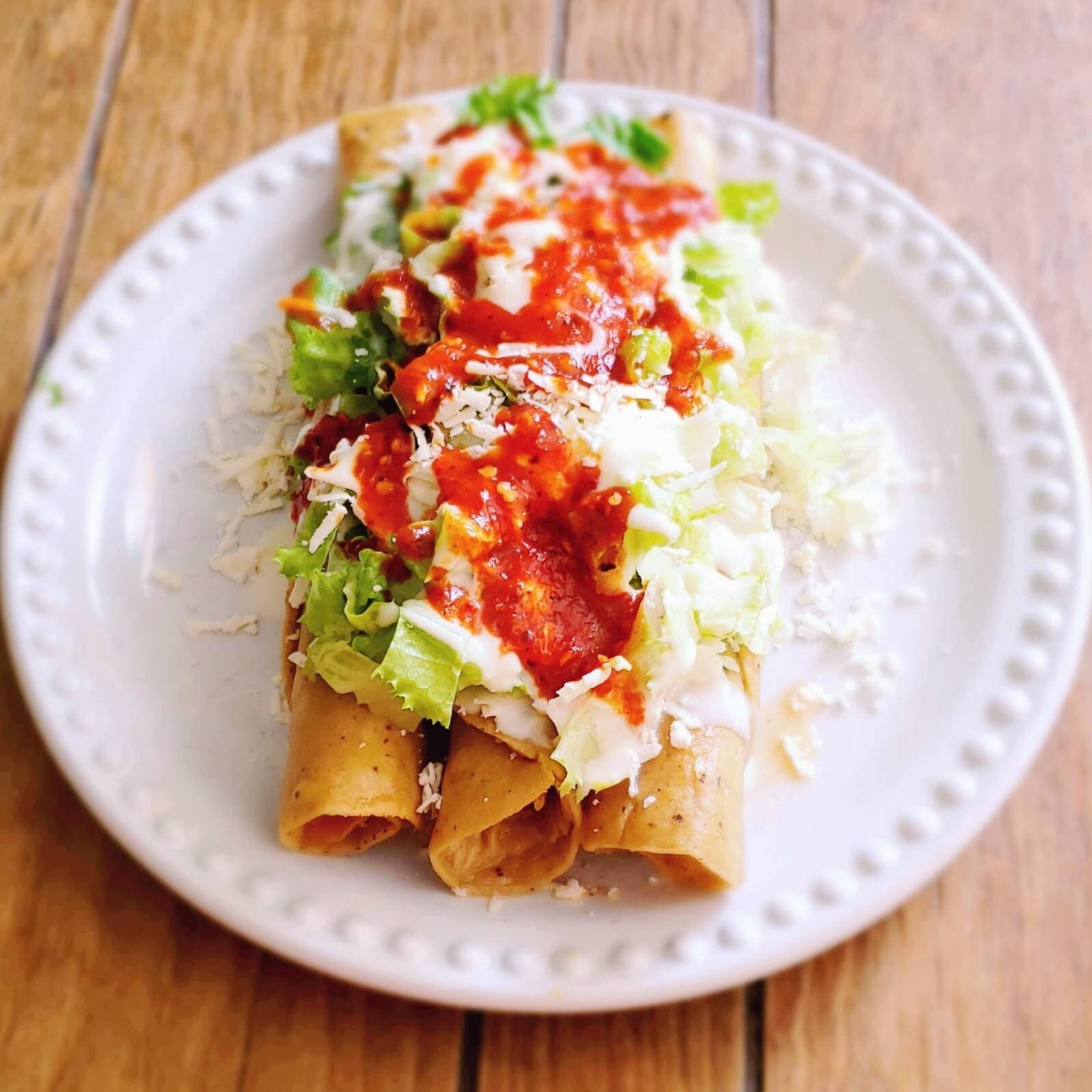 Tacos Dorados (3 Pzas)