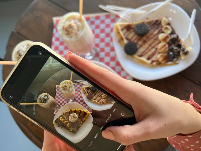 De Oro Crepas & Waffles