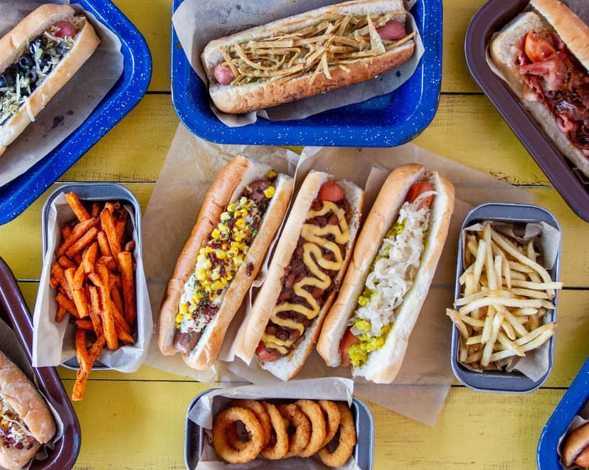 Hot Dogs y Hamburguesas La Doña