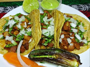 Combo - 3 Tacos de Pastor + Bebida