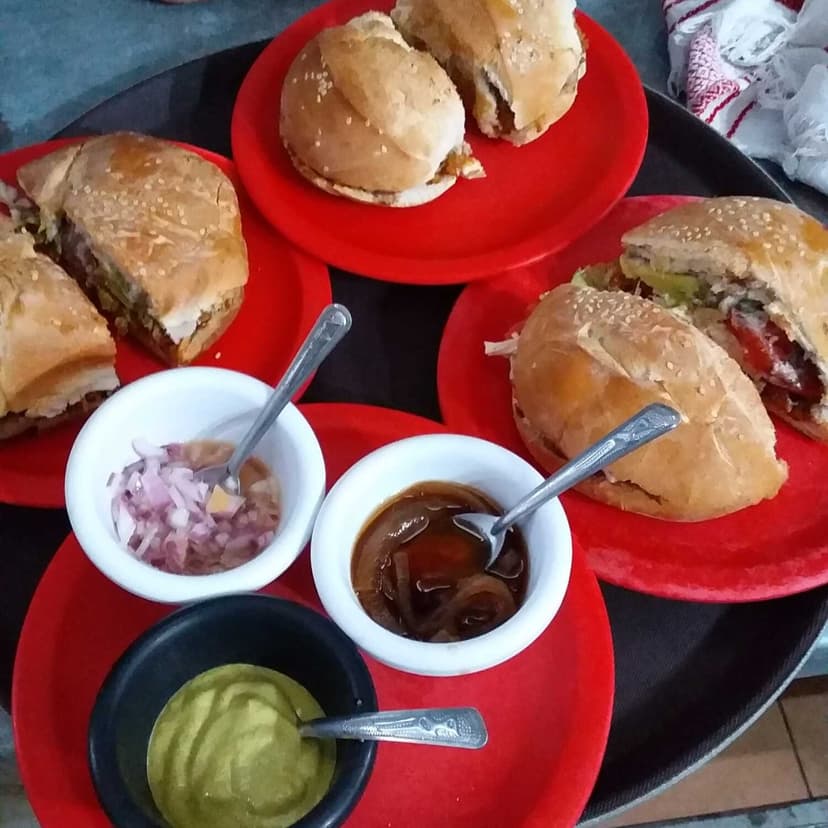La Torta de Pan Amarillo