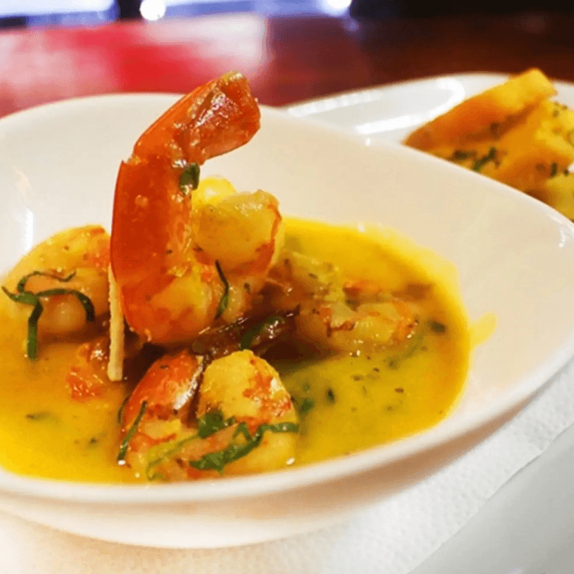 Camarones al Ajillo