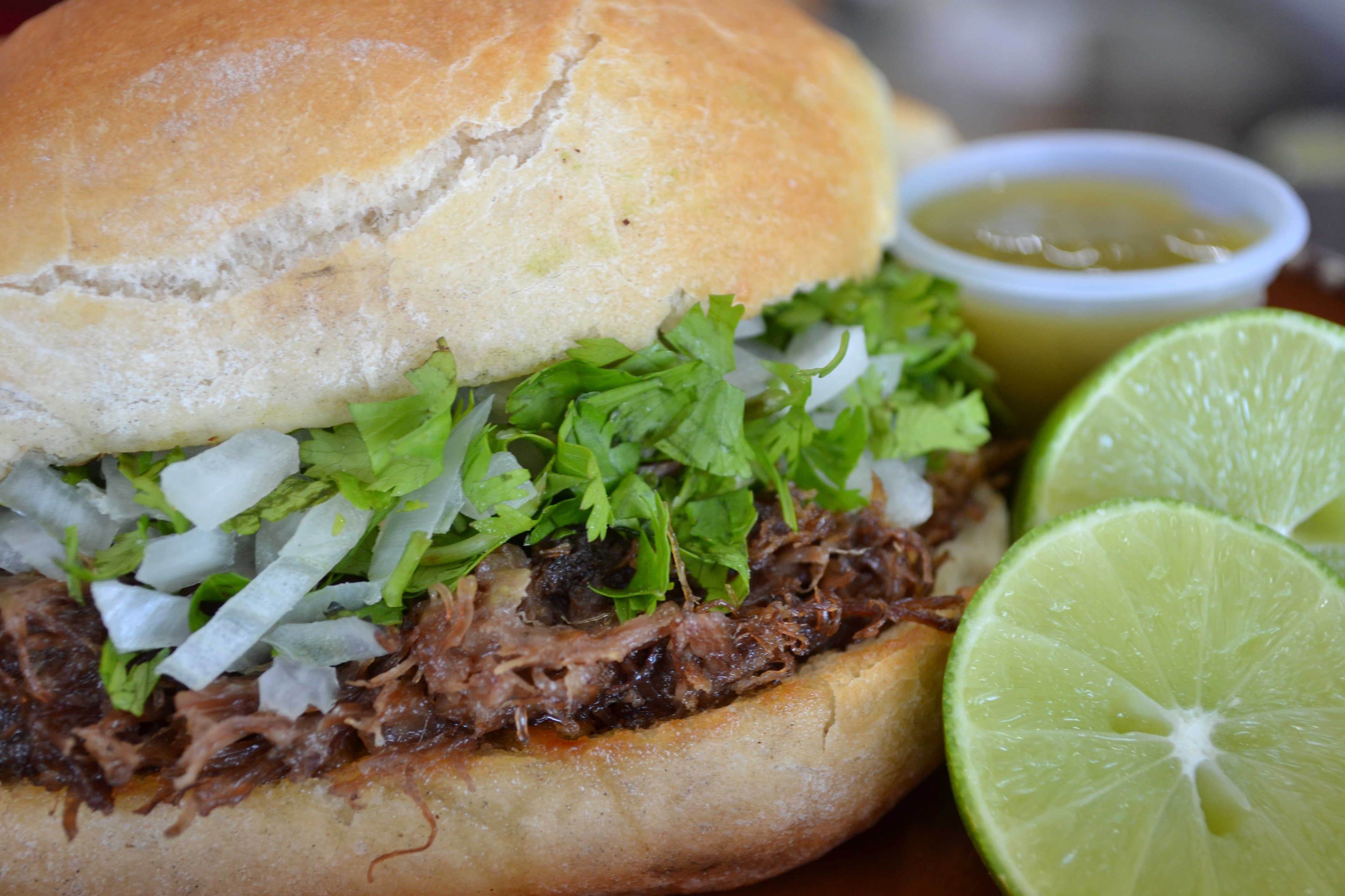 Lonche de Barbacoa