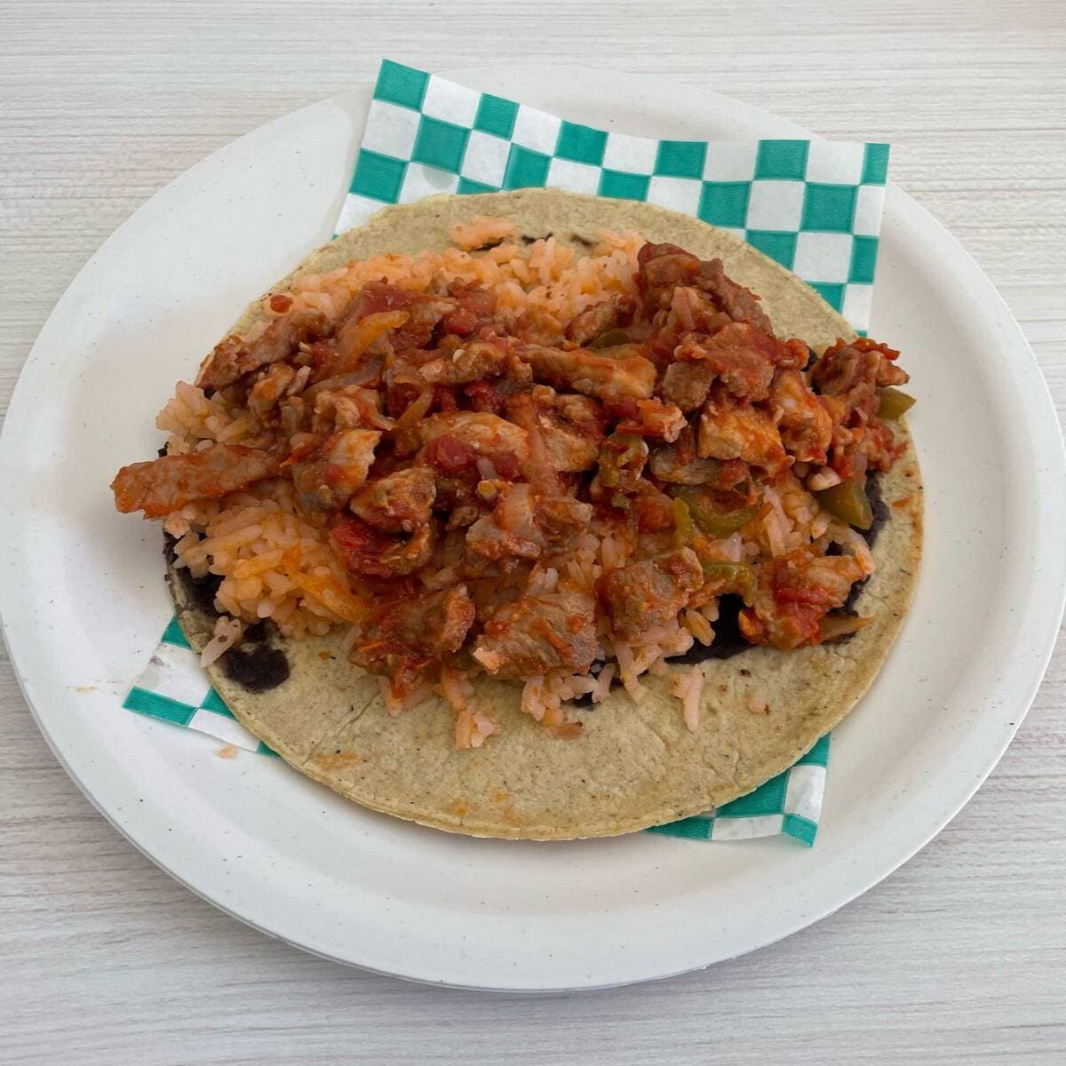 TACO DE BISTEC A LA MEXICANA