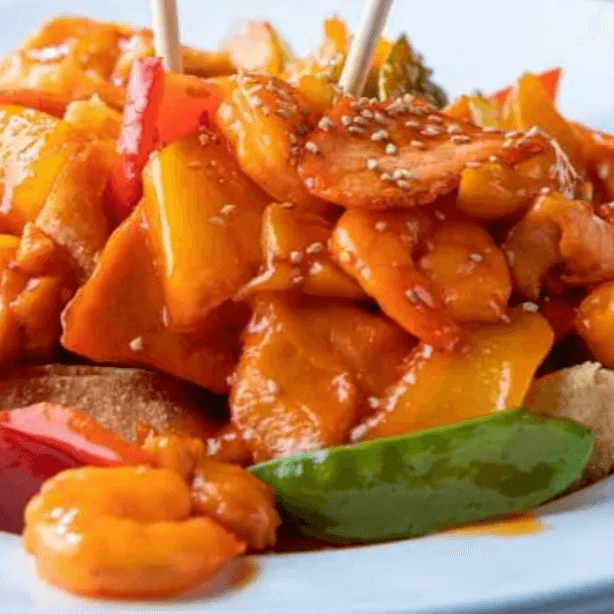 Langostinos Frito con Piña y Durazno
