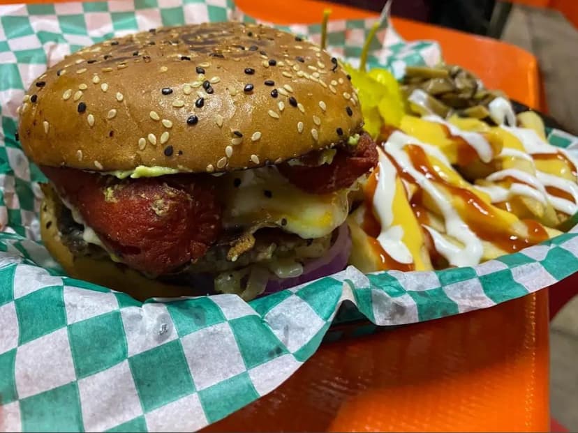 Tortas y Hamburguesas el Faustillo