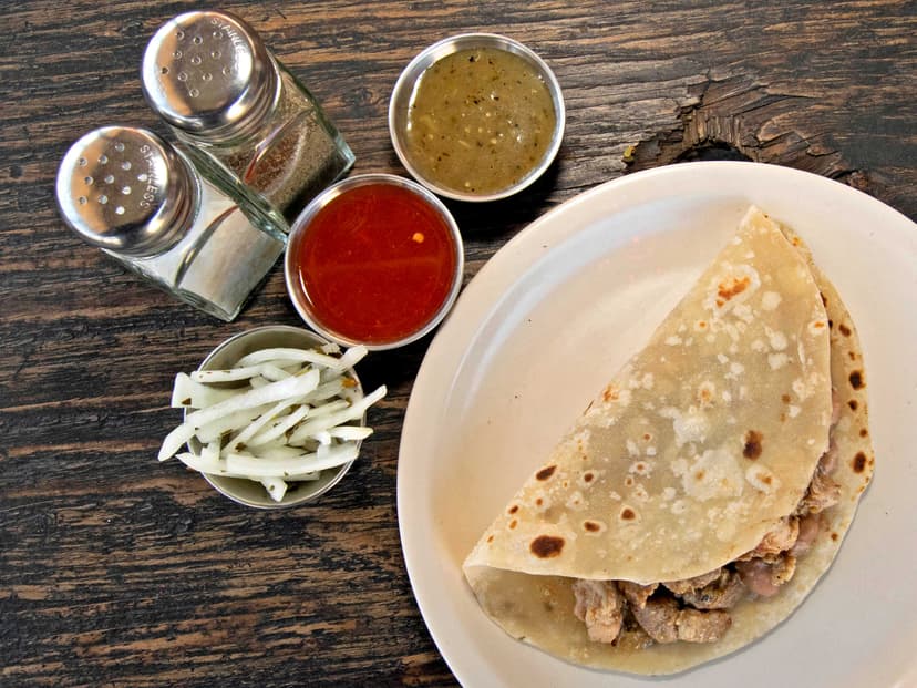 Tacos de Guisado Panduro Suc. L. Montejano