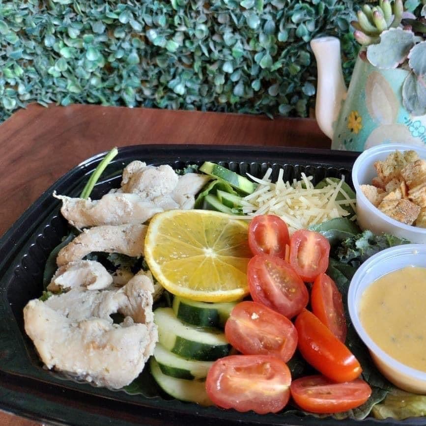 Ensalada griega de pollo