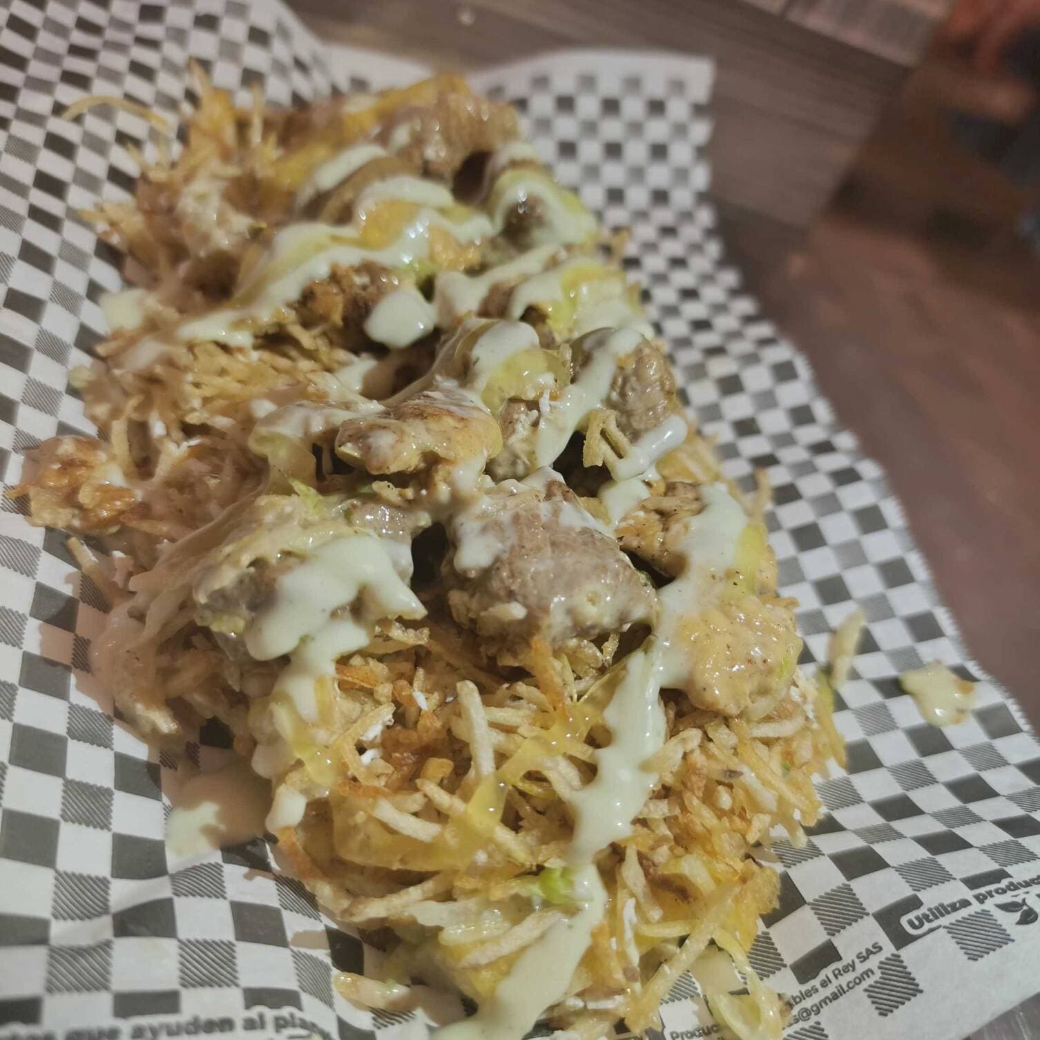 Salchipapa Mixta
